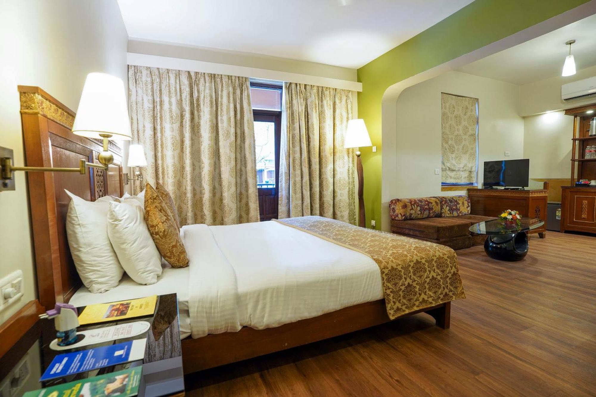 Neelams The Grand Hotel Calangute Exterior foto